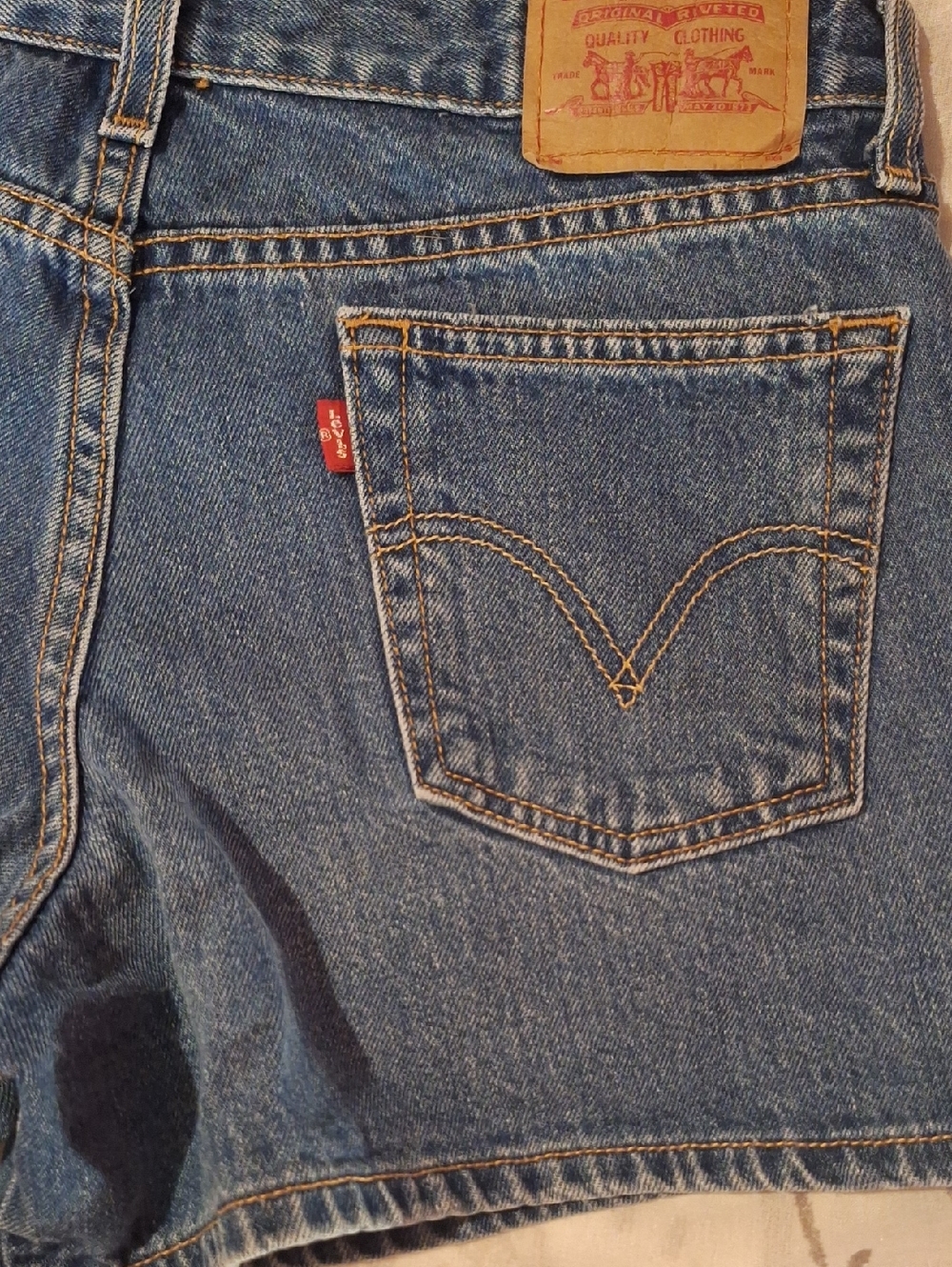 Levi's Blue High-Rise Denim Shorts - Picture 3 of 10